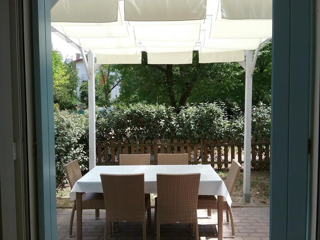Casa Marialuigia - Appartamenti Solo Per Famiglie Τζεσόλο Λίντο Εξωτερικό φωτογραφία